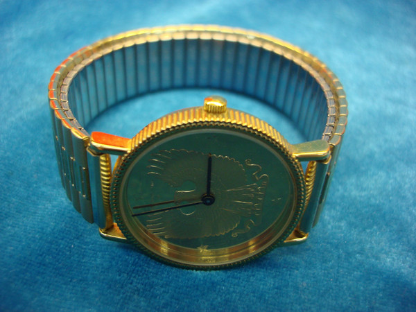 Vintage 1986 Franklin Mint Eagle Quartz Wristwatch - Unworn Condition, Runs Great