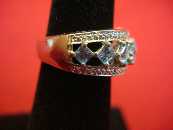 Sparkling Blue Stone Filigree Ring - Size 5 by KARIS - Excellent Condition