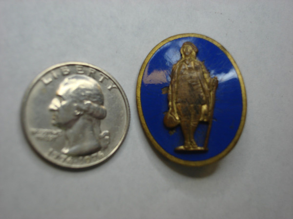 Vintage WWII US Army 111th Infantry Regiment Pin - 'BE FRANKLIN' Enamel