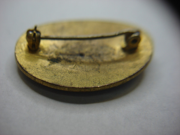 Vintage WWII US Army 111th Infantry Regiment Pin - 'BE FRANKLIN' Enamel