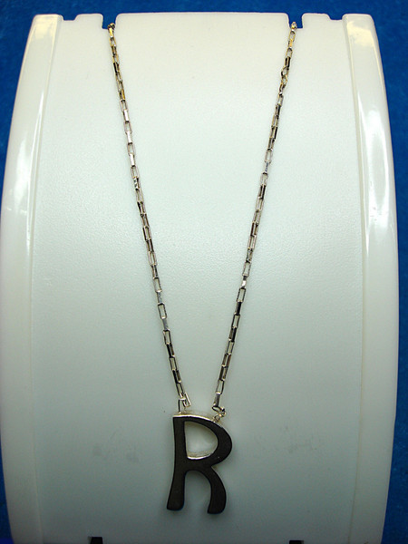Sterling Silver 'R' Pendant Necklace | Personalized Elegance (17 inch)