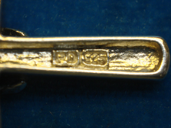 Sparkling Sterling Silver Marcasite Cross Pendant - Vintage Style