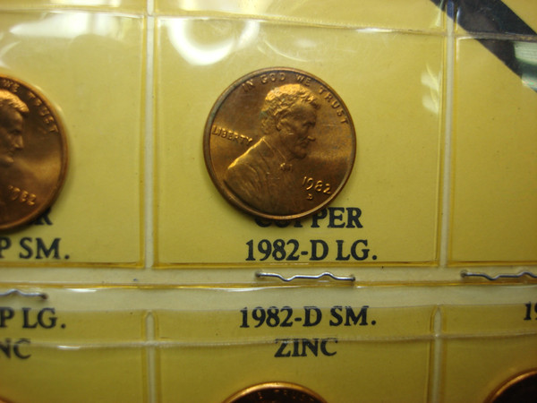 Complete Set of 1982 Lincoln Cents (7 Varieties) - Uncirculated P & D