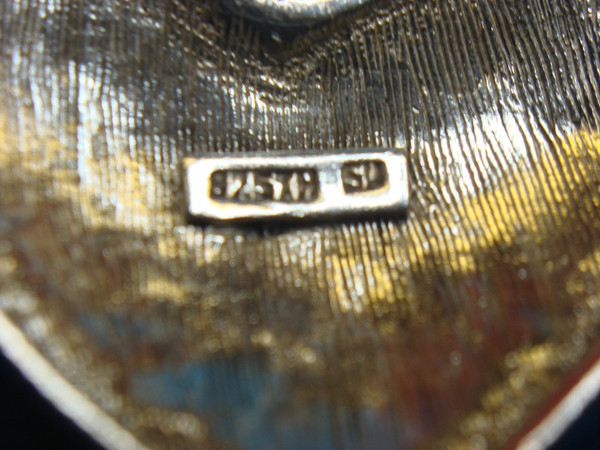 Sparkling Sterling Silver Heart Pendant w/Marcasites - 7.90g