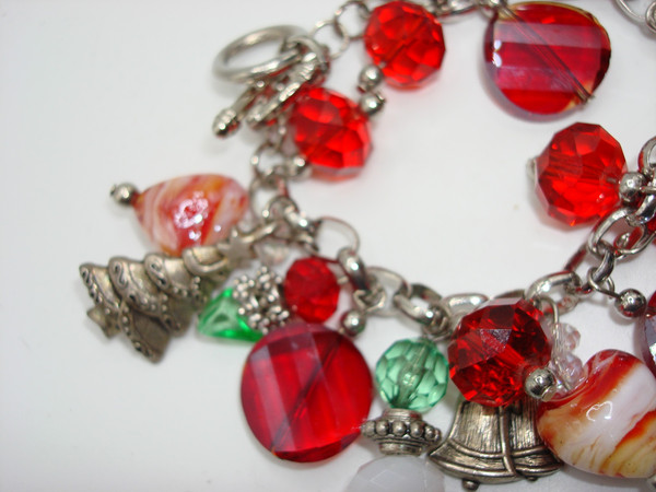Vintage Christmas Charm Bracelet | Art Glass & Tree Charms, 8 Inch Silver Metal