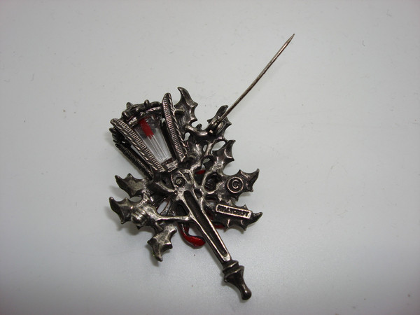 Vintage Hollycraft Christmas Lantern Brooch (1950s-60s) - Red Dangle, Festive Holiday Jewelry