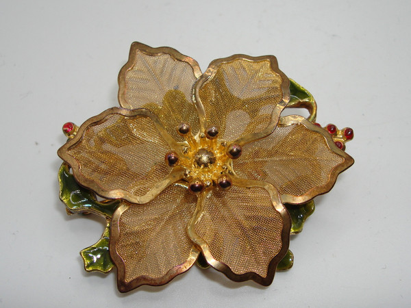 Vintage Kenneth Cole Poinsettia Brooch - Gold Tone Mesh & Enamel Holiday Statement Piece