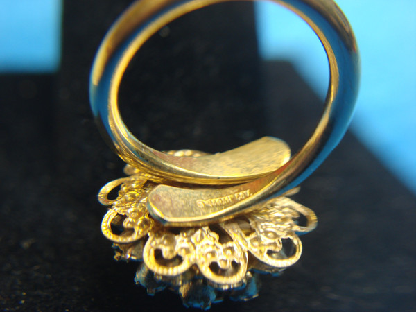 Sarah Coventry Gold Tone Multi-Red Stone Ring (Size 5) - Pre-Owned