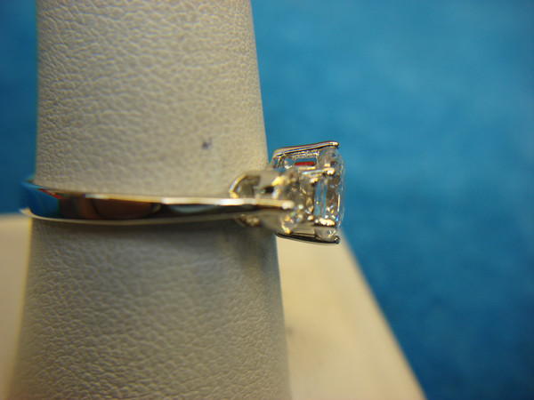 Sparkling Vintage Silver Tone Ring with CZ Stones - Size 9 (Excellent Condition)