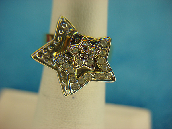 Gold Tone Spinning Stars Ring - Size 5.5 (Pre-Owned)