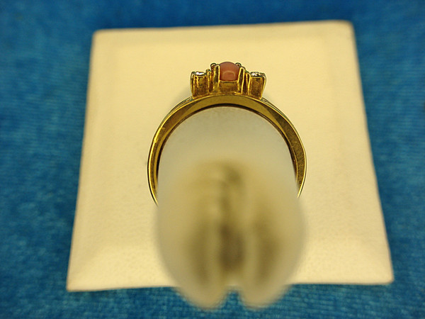 Avon Gold Tone Ring with Pink Stone & Diamonds - Size 7 1/2