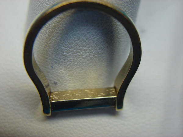 Avon Gold Tone Fashion Ring with Sparkling Rectangular Brilliants - Size 7