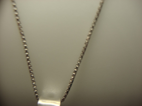 Elegant Sterling Silver Cross Pendant Necklace - Pre-Owned, Excellent Condition