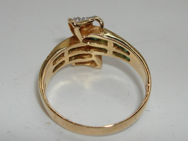 Vintage 14K Gold Emerald & Diamond Ring - Size 7