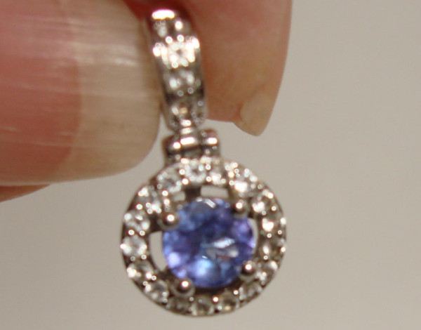10K White Gold Diamond & Tanzanite Pendant (1/2ctw) - Elegant Design, Near Mint