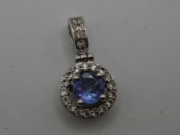 10K White Gold Diamond & Tanzanite Pendant (1/2ctw) - Elegant Design, Near Mint