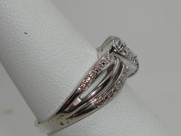 Vintage Kay Jewelers Sterling Silver & Diamond Heart Ring (Size 7)