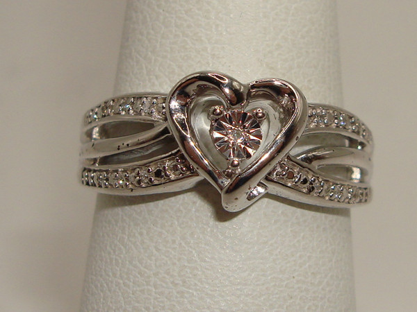 Vintage Kay Jewelers Sterling Silver & Diamond Heart Ring (Size 7)