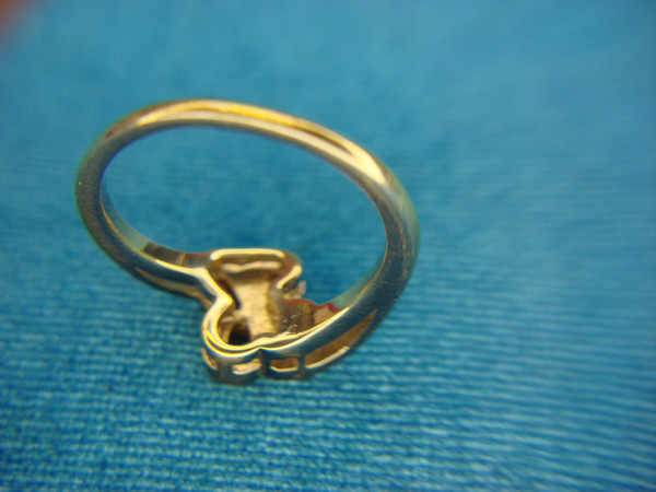 Vintage Avon Gold-Tone Ring with Sparkling B & Diamonds - Size 9