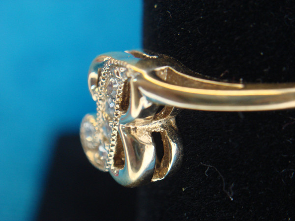 Vintage Avon Gold-Tone Ring with Sparkling B & Diamonds - Size 9