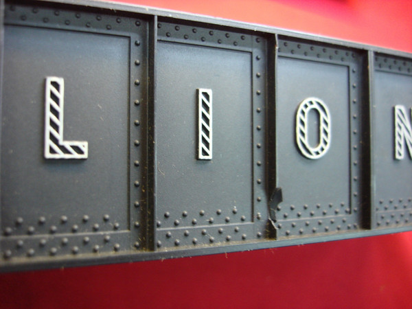 Lionel No. 214 Plate Girder Bridge - Vintage Train Accessory - Excellent Condition with Original Box