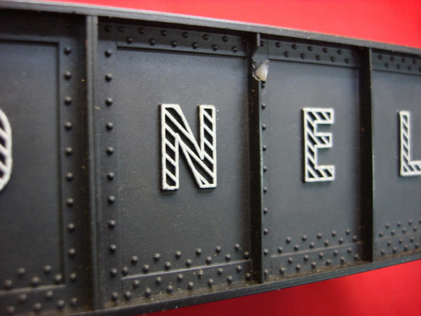 Lionel No. 214 Plate Girder Bridge - Vintage Train Accessory - Excellent Condition with Original Box