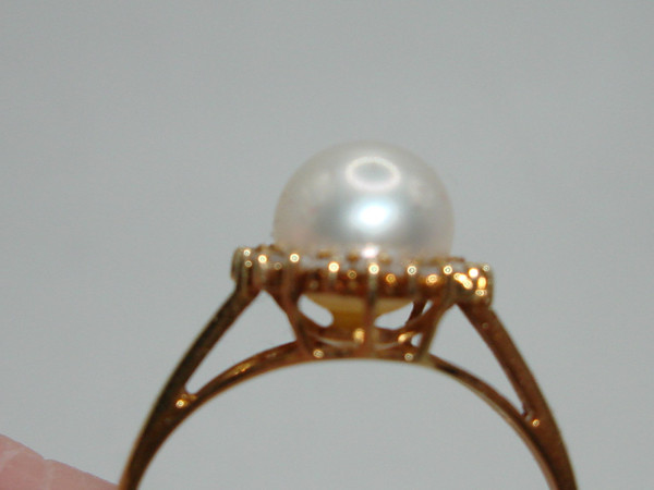 Elegant 14K Gold Cultured Pearl & Diamond Halo Ring (Size 6)
