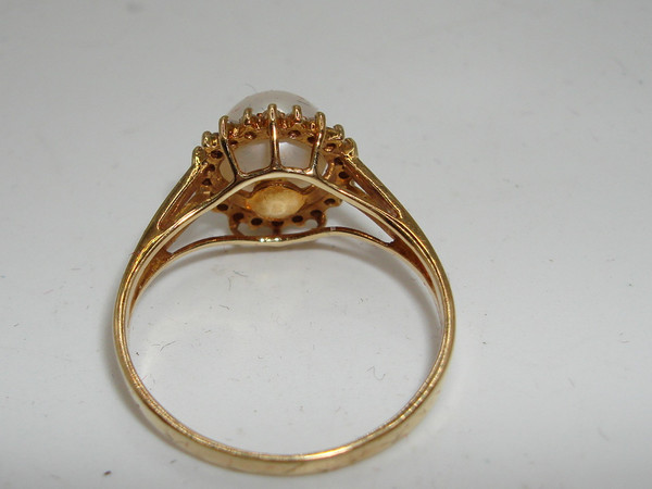 Elegant 14K Gold Cultured Pearl & Diamond Halo Ring (Size 6)