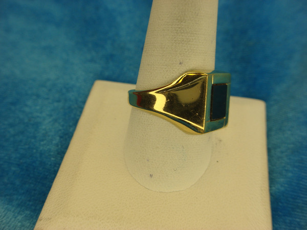 Vintage Avon Men's 18K Gold Electroplate Ring with Faux Onyx (Size 10 1/2)