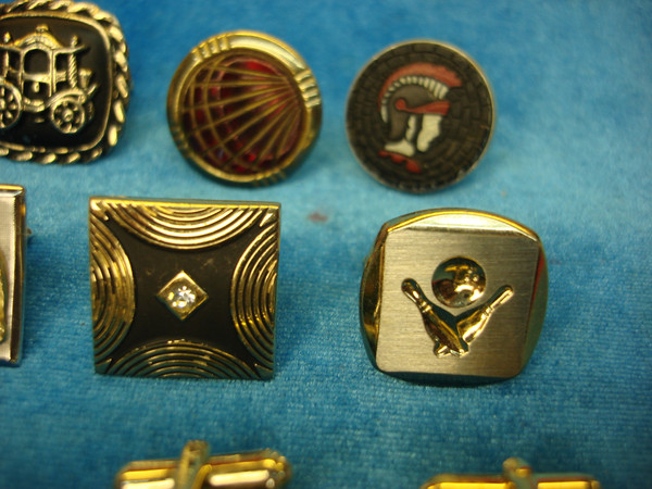 Vintage Cufflinks (20 Singles) - Unique Oddball Lot for Jewelry Making #501