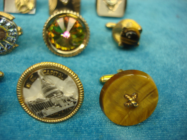 Vintage Cufflinks (20 Singles) - Unique Oddball Lot for Jewelry Making #501