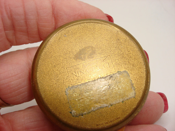 Vintage Nina Ricci L'Air du Temps Solid Perfume Compact - Made in England