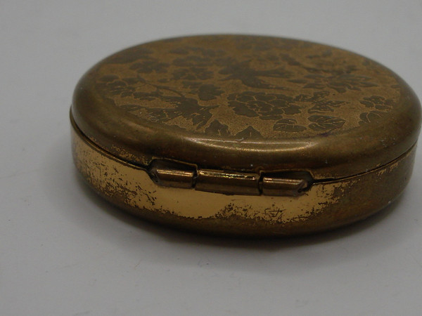 Vintage Nina Ricci L'Air du Temps Solid Perfume Compact - Made in England