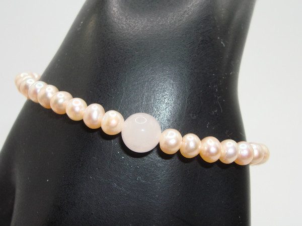 Rose Quartz & Freshwater Pearl Stretch Bracelet - 7.5 Inches