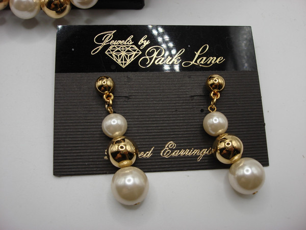 Vintage Park Lane Faux Pearl & Gold Choker Necklace & Earrings Set - Authentic & Elegant