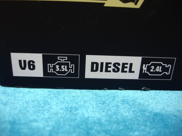 Viking 59527 1000A Lithium Jump Starter & Power Bank - New, Unopened