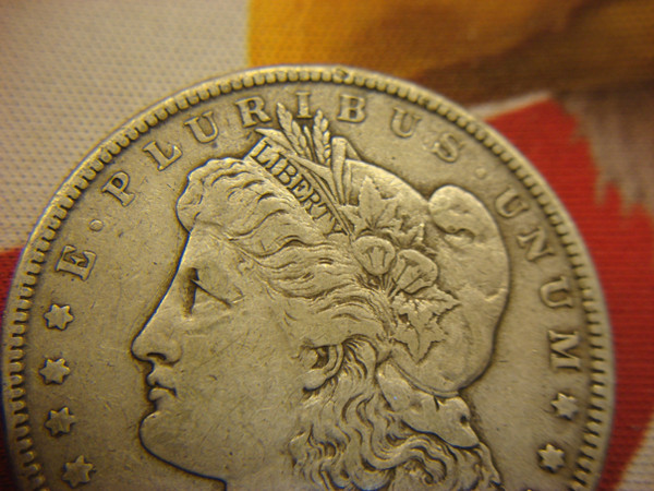 1904 Morgan Silver Dollar - Full Rims, Great Detail & Natural Toning