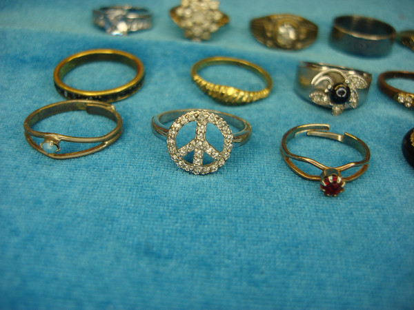 Vintage & Modern Fashion Ring Lot (15pc) - Unique Styles Under $3 Each