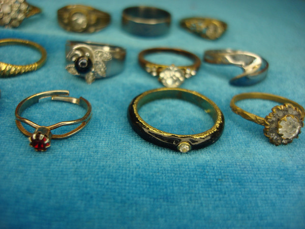 Vintage & Modern Fashion Ring Lot (15pc) - Unique Styles Under $3 Each