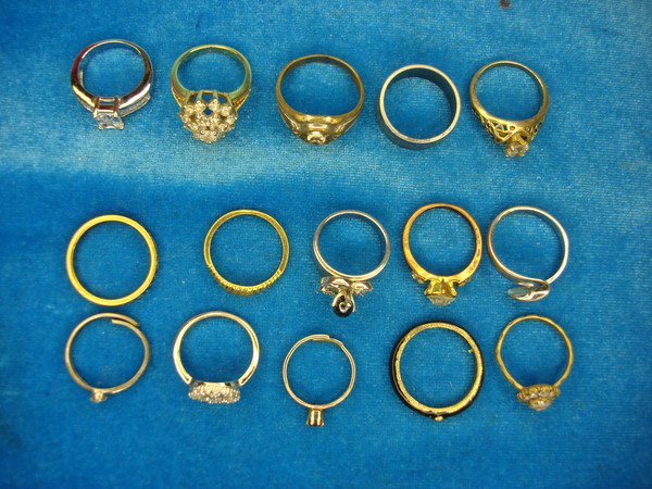 Vintage & Modern Fashion Ring Lot (15pc) - Unique Styles Under $3 Each