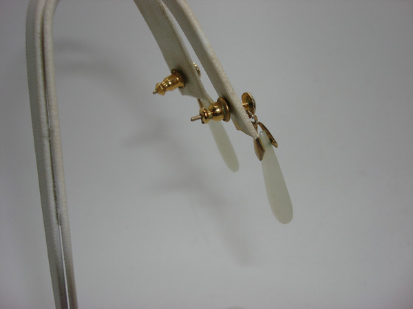 Vintage Jadeite Bracelet & Dangle Earrings Set | Estate Find, Gold-Tone, 4 Link Design