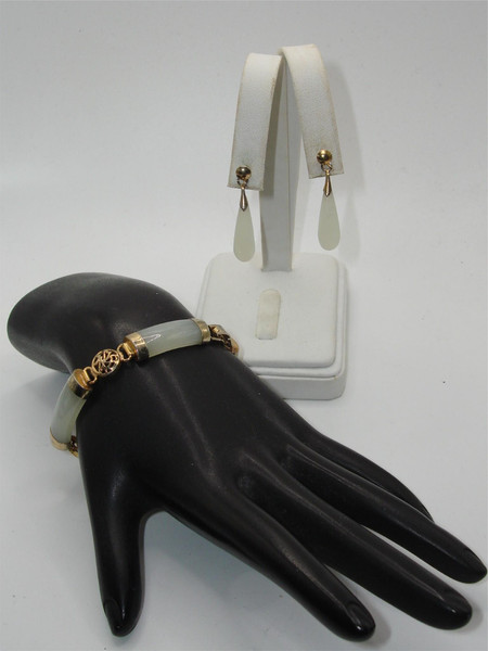 Vintage Jadeite Bracelet & Dangle Earrings Set | Estate Find, Gold-Tone, 4 Link Design