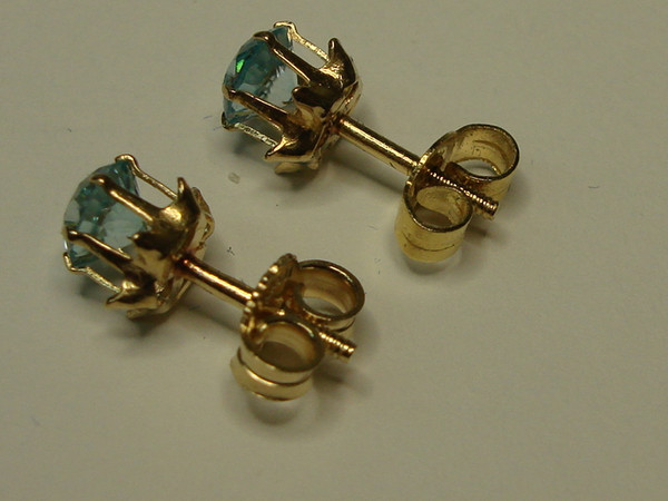 Elegant 14K Gold Blue Topaz Screw Back Stud Earrings (60 PTW)
