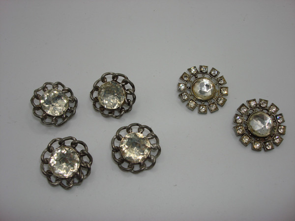 Vintage Silver Foiled Rhinestone Buttons - Set of 7 | Unique Sparkle for Crafting & DIY