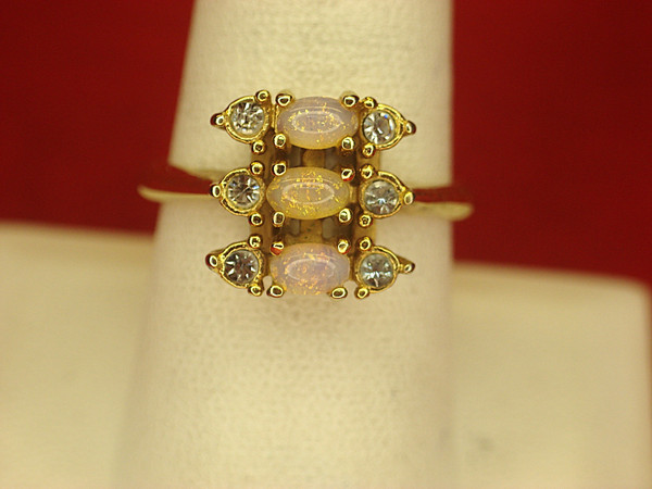 Vintage Avon Gold Tone Ring with Faux Opals & Brilliants (Size 8 3/4)