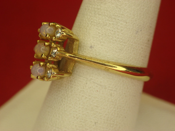 Vintage Avon Gold Tone Ring with Faux Opals & Brilliants (Size 8 3/4)