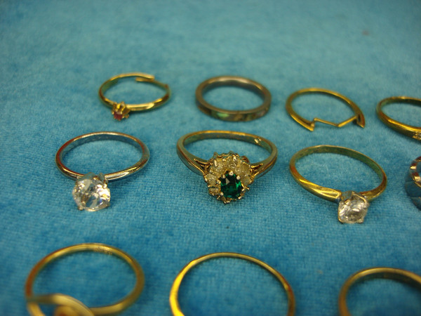 Vintage to Modern Fashion Ring Lot of 15 - Unique Estate Jewelry Under $3