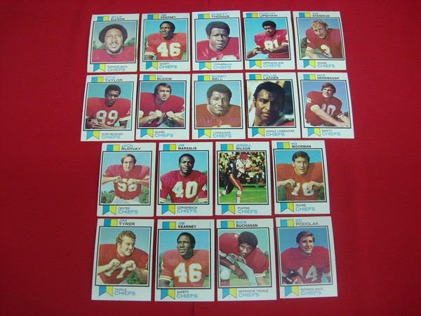 1973 Topps Kansas City Chiefs Football Card Lot (18 Cards) - EX-MT or Better