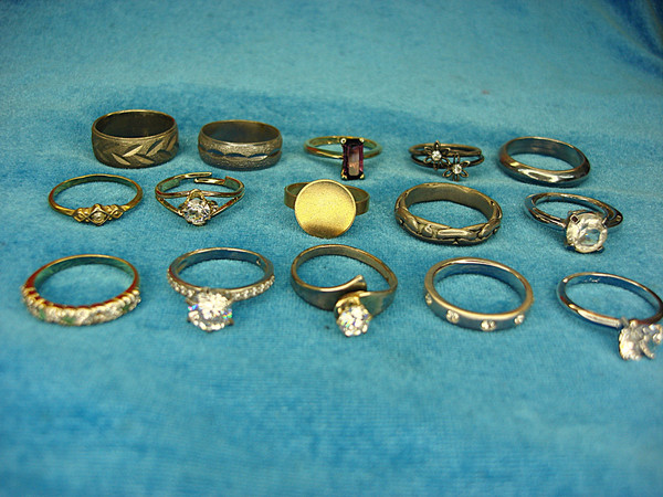 Vintage & Modern Fashion Ring Lot (15pcs) - Unique Estate Collection