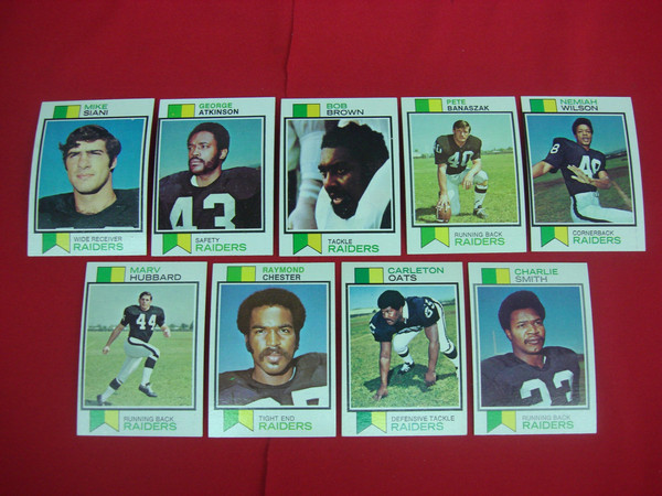 Vintage 1973 Topps Oakland Raiders Football Card Lot (9 Cards) - EX-MT+ Condition